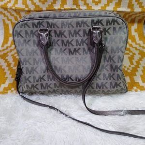 Michael Kors bag women's bag/purse